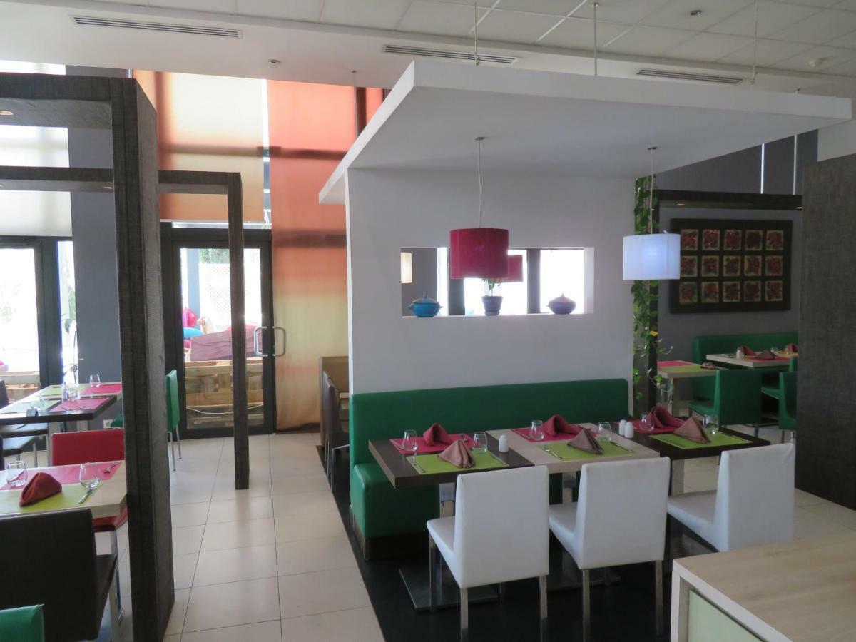 Ibis Oran Les Falaises מראה חיצוני תמונה